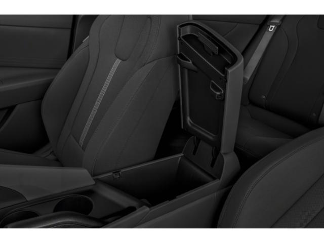 2022 Hyundai Elantra Essential Essential IVT Regular Unleaded I-4 2.0 L/122 [10]