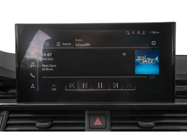 2022 Audi A4 Sedan Progressiv Progressiv 45 TFSI quattro Intercooled Turbo Gas/Electric I-4 2.0 L/121 [5]