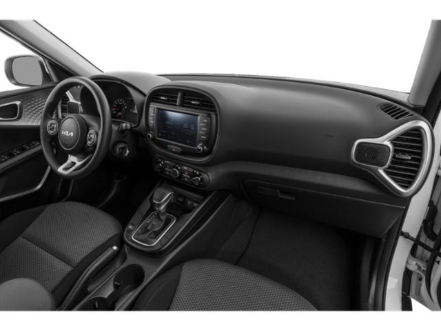 2022 Kia Soul LX LX IVT Regular Unleaded I-4 2.0 L/122 [5]