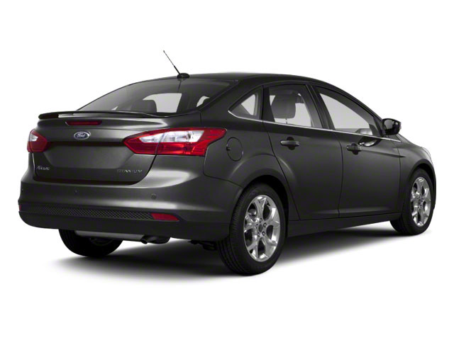 2012 Ford Focus SEL 4dr Sdn SEL Gas I4 2.0L/121 [1]
