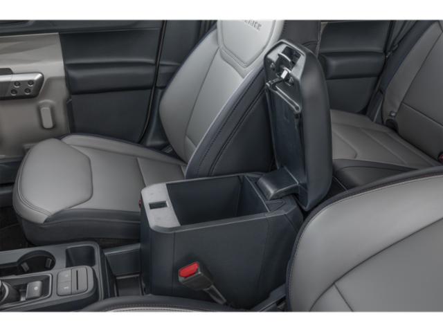2026 Ford Maverick LARIAT – HYBRID BLACK APPEARANCE PKG 4K TOW PKG LARIAT AWD SuperCrew Gas/Electric I-4 2.5 L/152 [5]