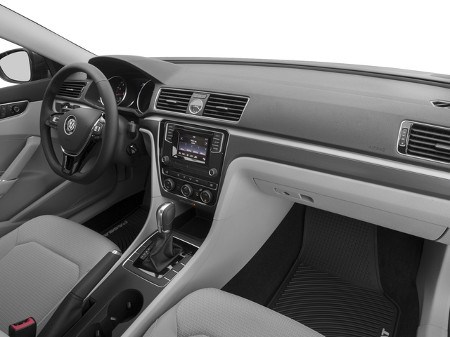 2017 Volkswagen Passat 1.8T R-Line R-Line w/Comfort Pkg Auto Intercooled Turbo Regular Unleaded I-4 1.8 L/110 [11]