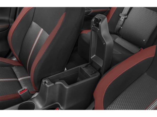 2025 Nissan Versa 1.6 SR photo 11