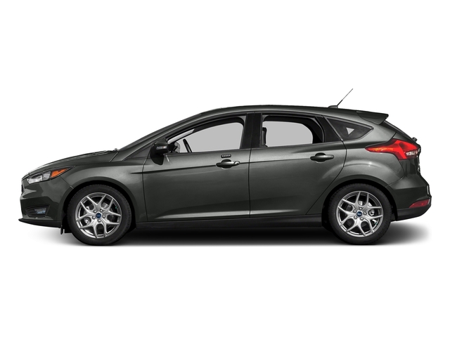2017 Ford Focus SE 5dr HB SE Regular Unleaded I-4 2.0 L/122 [1]