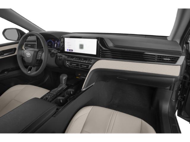 2026 Toyota Camry XLE XLE Gas/Electric I-4 2.5 L/152 [7]