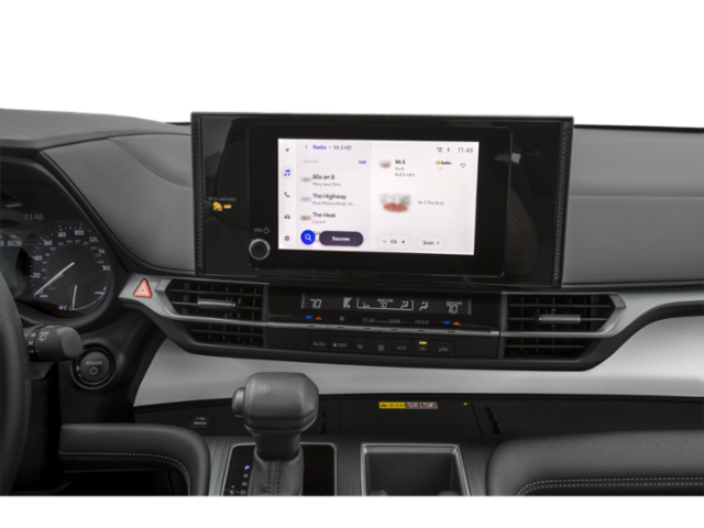 2025 Toyota Sienna Image