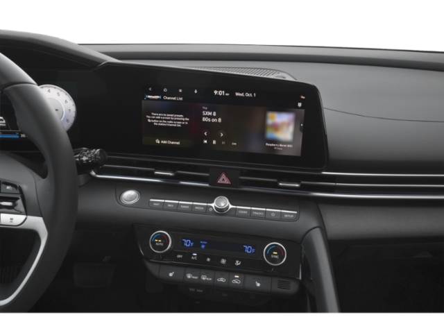 New 2025 Serenity White Hyundai SEL Convenience image 10