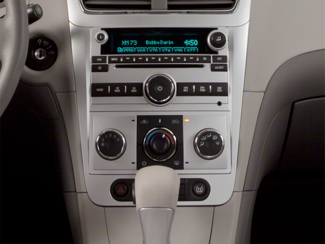 Used 2010 Black Chevrolet LT image 9