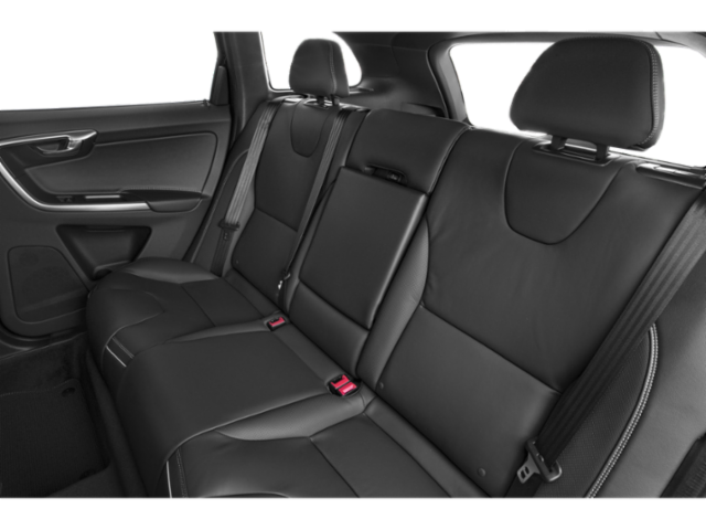 Used 2015  Volvo T6 R-Design Premier Plus image 14