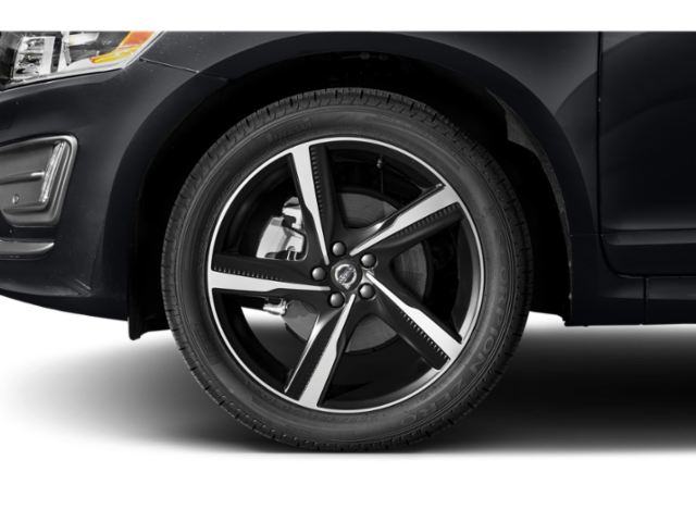 Used 2015  Volvo T6 R-Design Premier Plus image 11