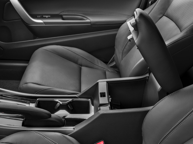 Used 2017 GREY Honda EX-L image 12