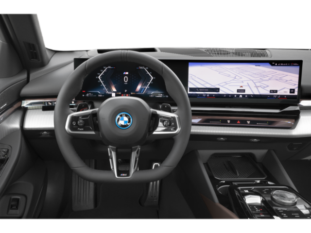 New 2027 White BMW 550e xDrive image 4