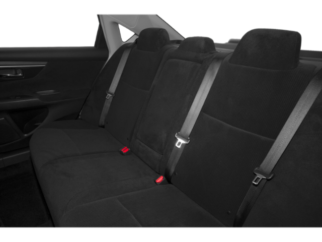 Used 2015  Nissan 2.5 image 14