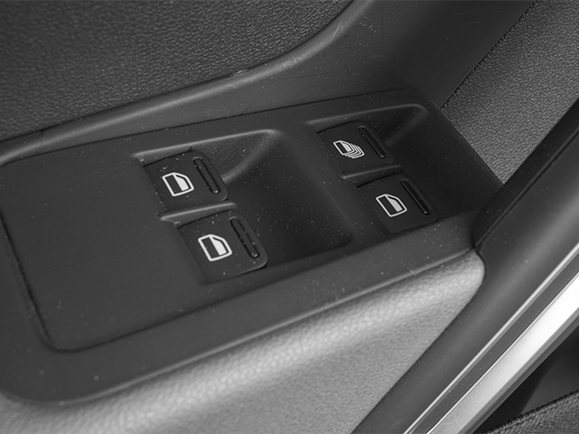 Used 2014  Volkswagen 2.0 TDI image 19