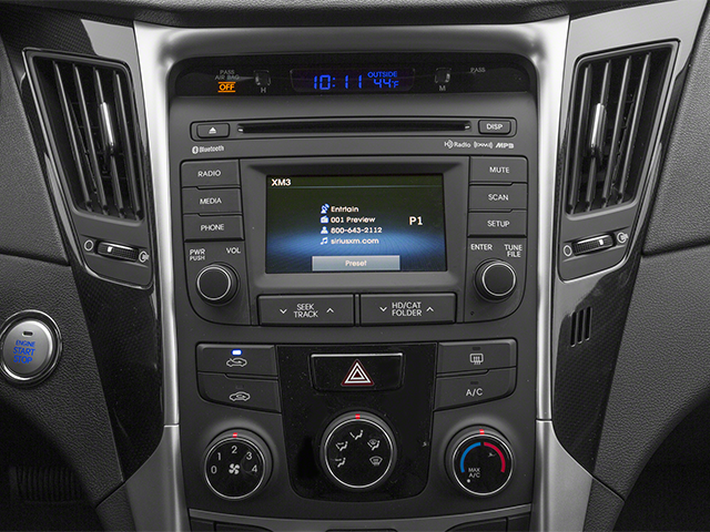 Used 2014 Red Hyundai GLS image 8