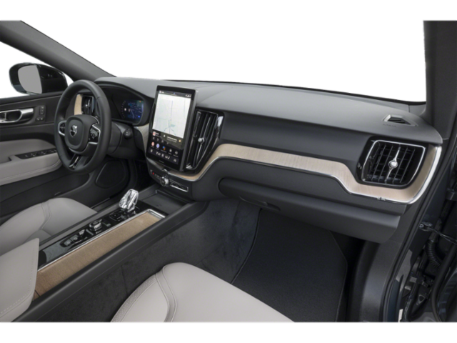 2026 Volvo XC60 Core photo 12