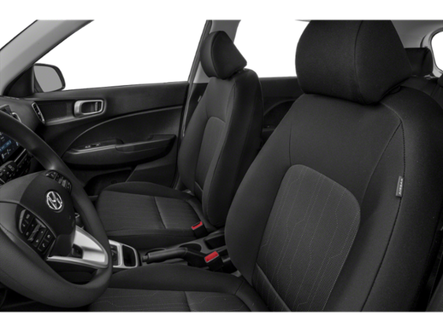 Used 2022 Green Hyundai SE image 9