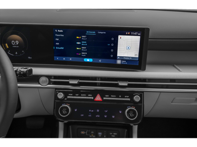Used 2025 Gray Hyundai SEL Convenience image 9