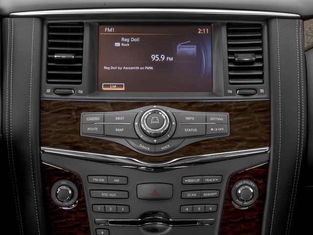 Used 2017 White Nissan Platinum image 10