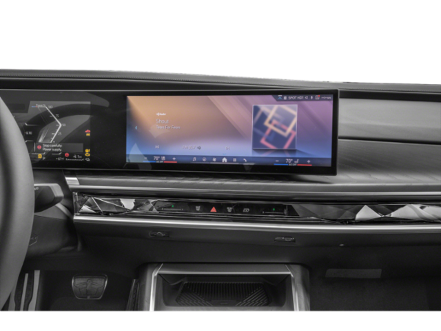 New 2026 Gray BMW 750e xDrive image 7