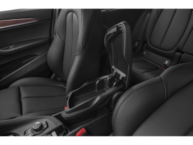 Used 2018 Black BMW xDrive28i image 12