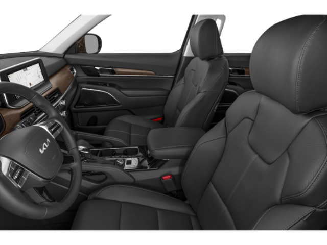 Used 2022 White Kia SX image 9
