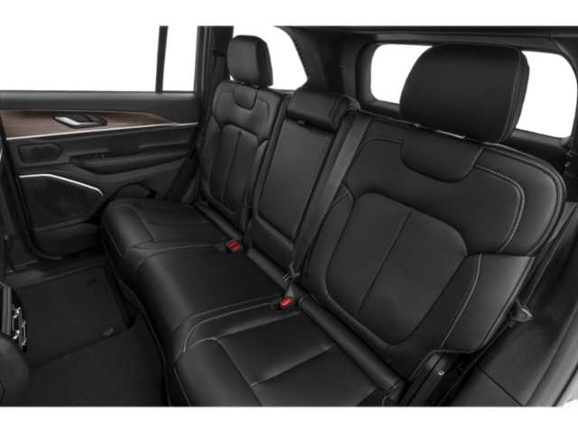 New 2026 Baltic Gray Metallic Clear-Coat Exterior Paint Jeep Laredo X image 45