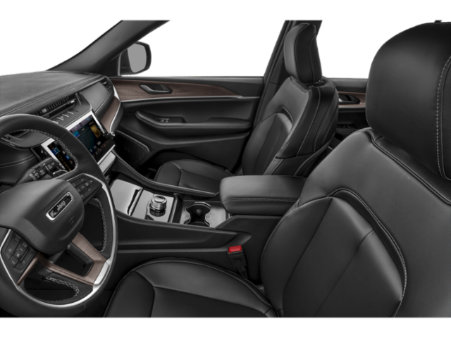 New 2026 Baltic Gray Metallic Clear-Coat Exterior Paint Jeep Laredo X image 41