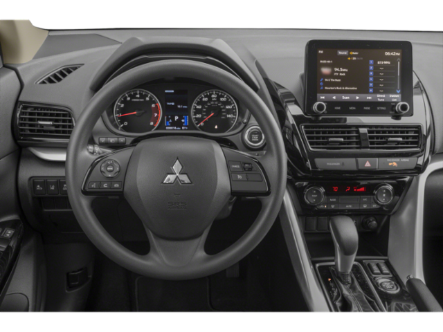 2026 Mitsubishi Eclipse Cross LE photo 2