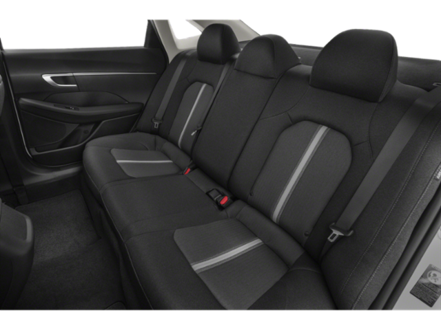 Used 2022 Black Hyundai SE image 13