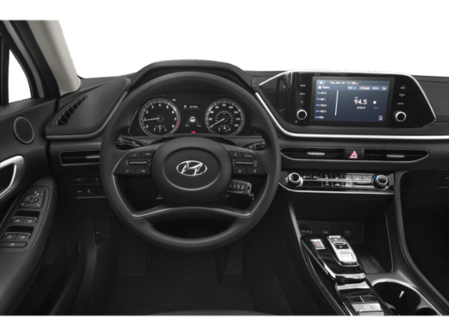 Used 2022 Black Hyundai SE image 7