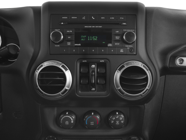 Used 2017 Silver Jeep Unlimited Sahara image 10