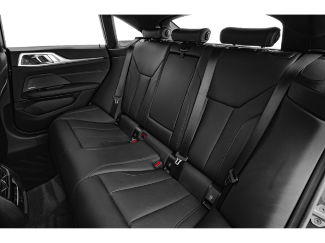 New 2027 Black Sapphire Metallic BMW M440i xDrive image 18