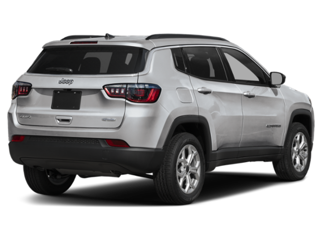 New 2026 Silver Zynith Metallic Clearcoat Jeep Latitude image 37