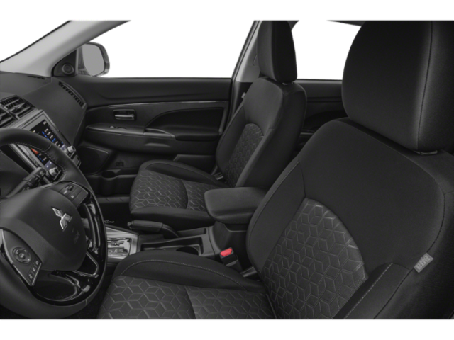 2025 Mitsubishi Outlander Sport LE photo 5