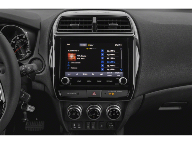 2025 Mitsubishi Outlander Sport LE photo 6