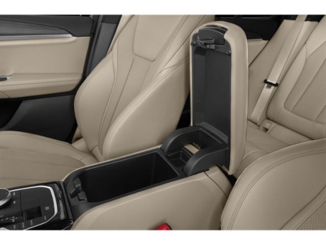 Used 2024 Black BMW xDrive30i image 14
