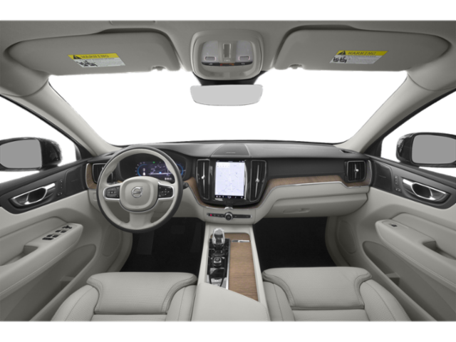 2025 Volvo XC60 B5 photo 4