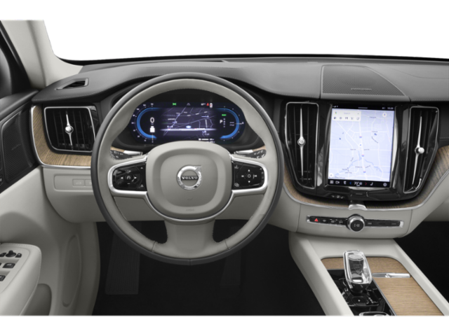 2025 Volvo XC60 B5 photo 3