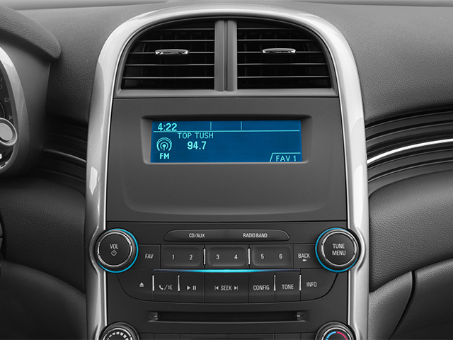Used 2014 White Chevrolet LT image 7