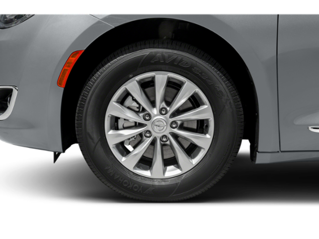 Used 2020 Bright White Clearcoat Chrysler Touring L image 11
