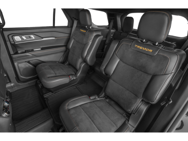 New 2026 White Ford Tremor image 15