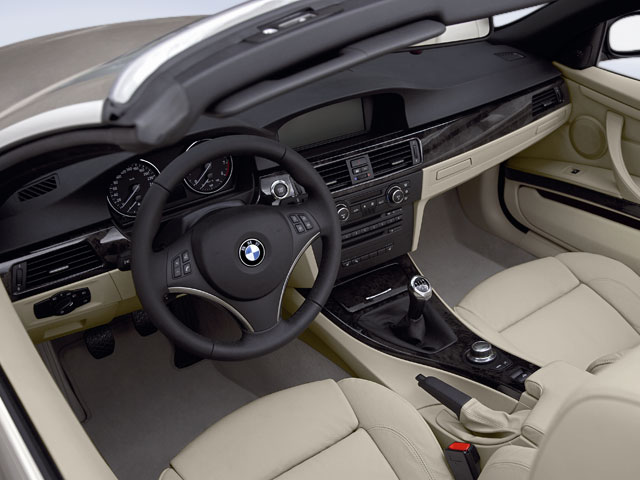Used 2008 Silver BMW 328i image 4