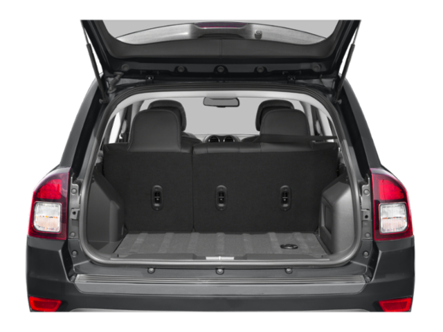 Used 2015 Blue Jeep Latitude image 9