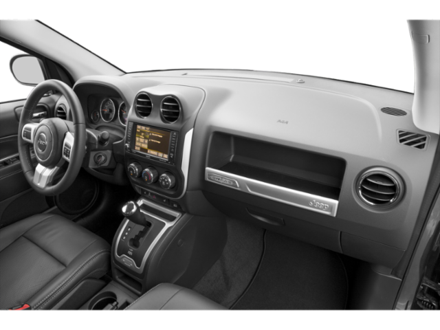 Used 2015 Blue Jeep Latitude image 13