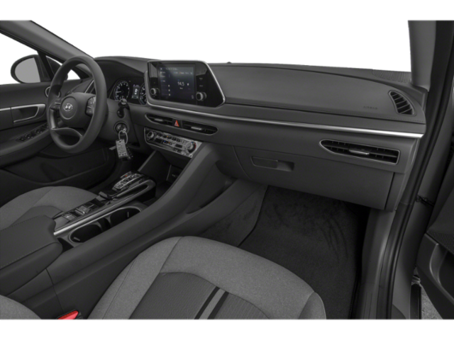 Used 2021 Black Hyundai SE image 15