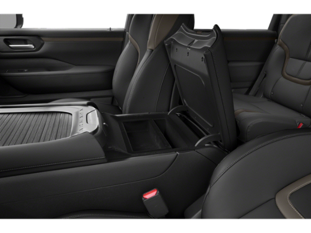 2025 Nissan Armada SL photo 10
