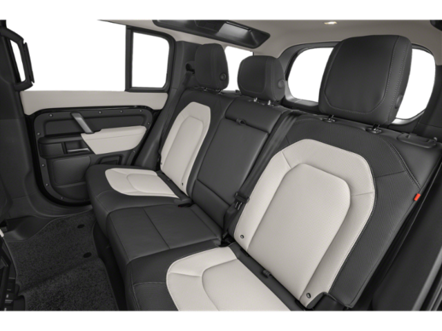 2025 Land Rover Defender 110 X-Dynamic SE photo 8