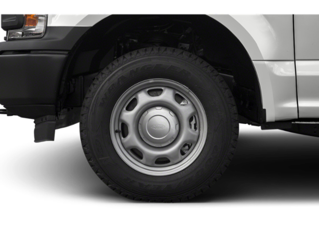 Used 2020 White Ford XL image 11