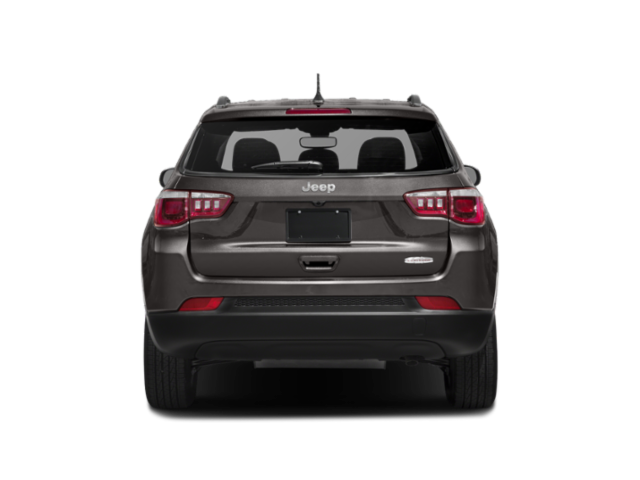 Used 2018 Silver Jeep Latitude image 5